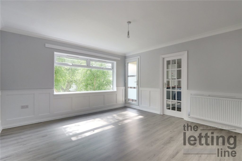 Dunraven Drive, Enfield, Middlesex, EN2 8LJ