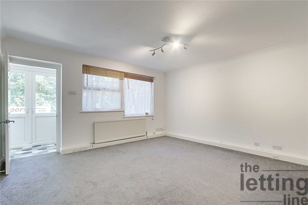Myddelton Avenue, Enfield, Middlesex, EN1 4AQ