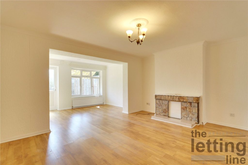 Youngmans Close, Enfield, Middlesex, EN2 0RF