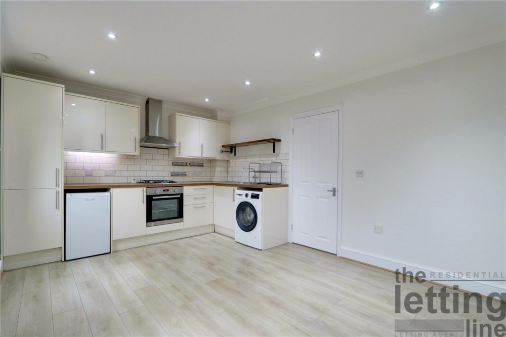 Forty Hill, Enfield, Middlesex, EN2 9HT