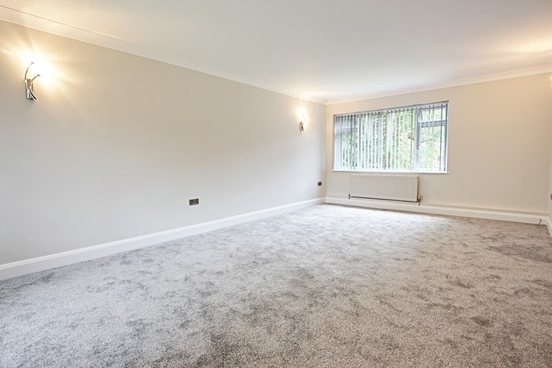 Lambs Close, Cuffley, Hertfordshire, EN6 4HB