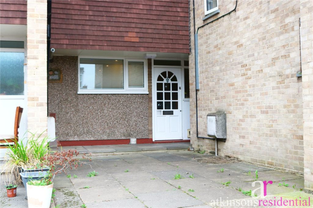 Cheviot Close, Enfield, EN1 3UZ