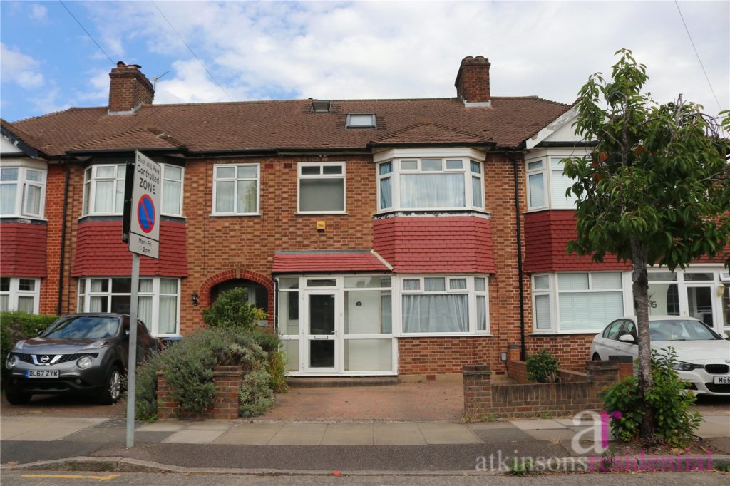 Lynmouth Avenue, Enfield, Middlesex, EN1 2LR