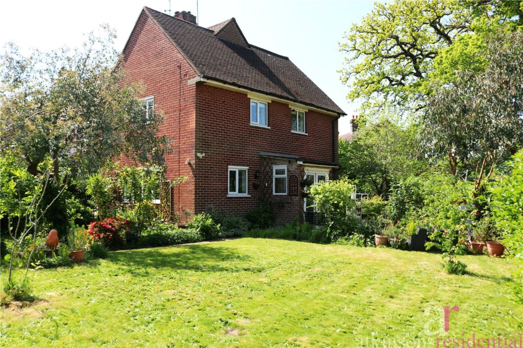 Hedge Hill, Enfield, Middlesex, EN2 8RS