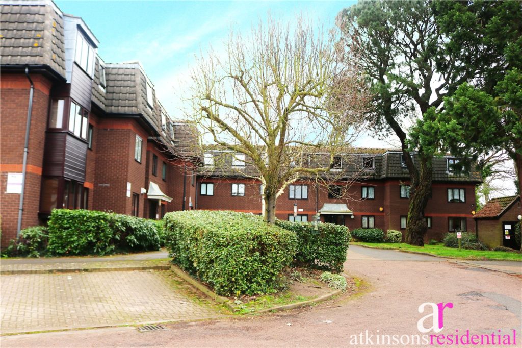 Woodridge Close, Enfield, Middlesex, EN2 8HJ