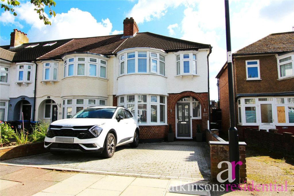 Tynemouth Drive, Enfield, Middlesex, EN1 4LP