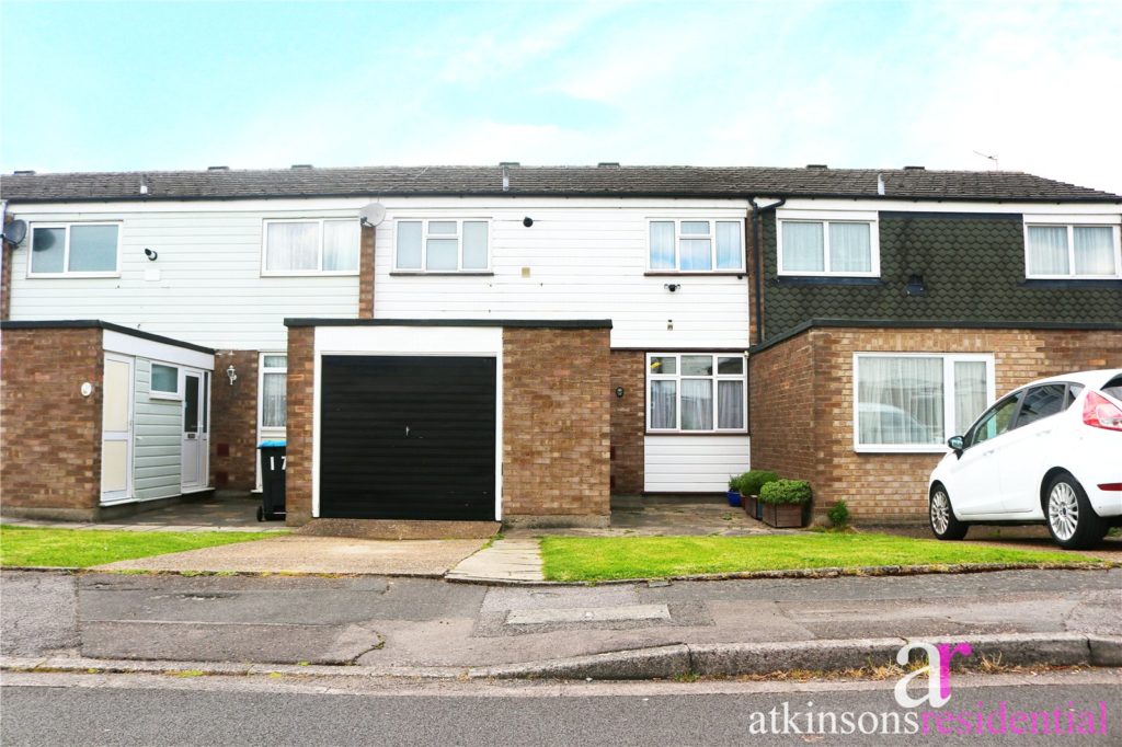 Sinclare Close, Enfield, Middlesex, EN1 4BE
