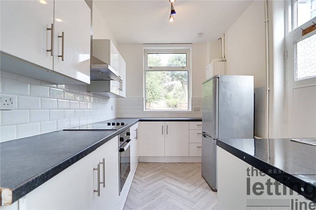 Park Crescent, Enfield, Middlesex, EN2 6HT