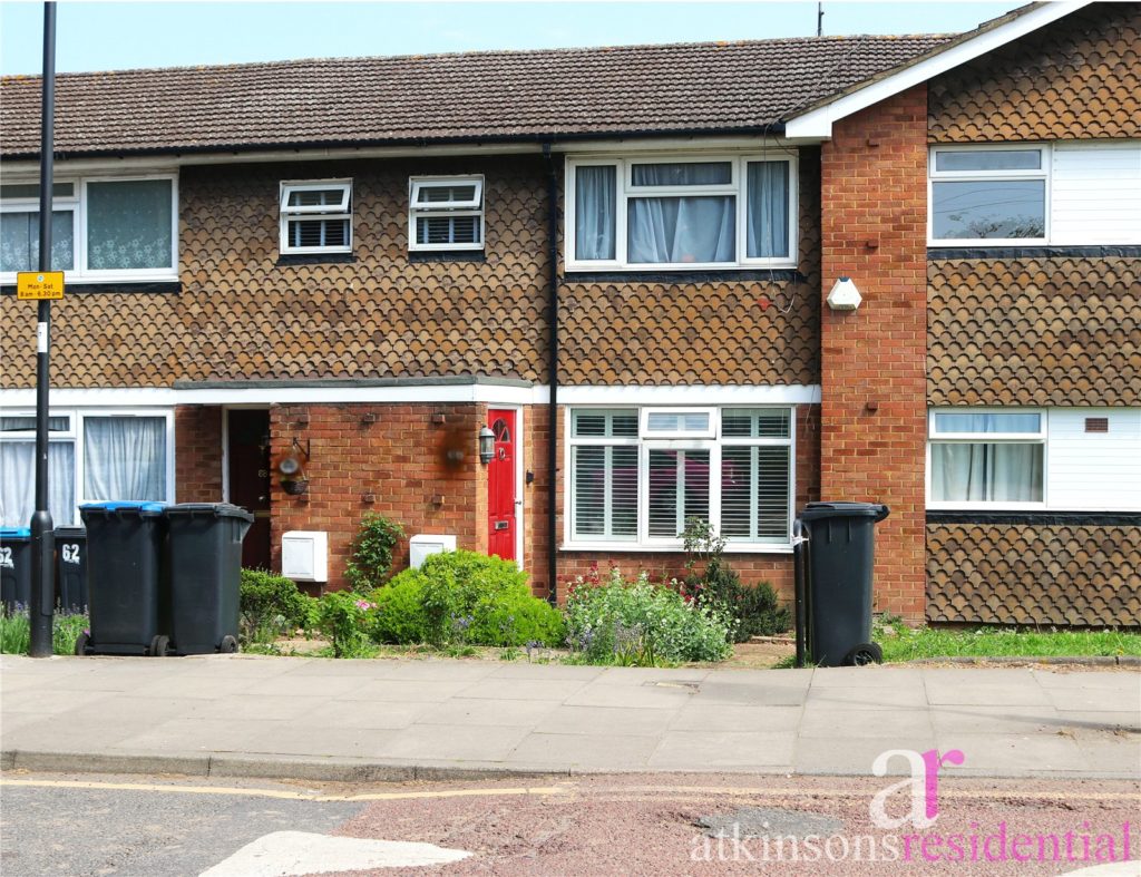Tenniswood Road, Enfield, Middlesex, EN1 3LJ