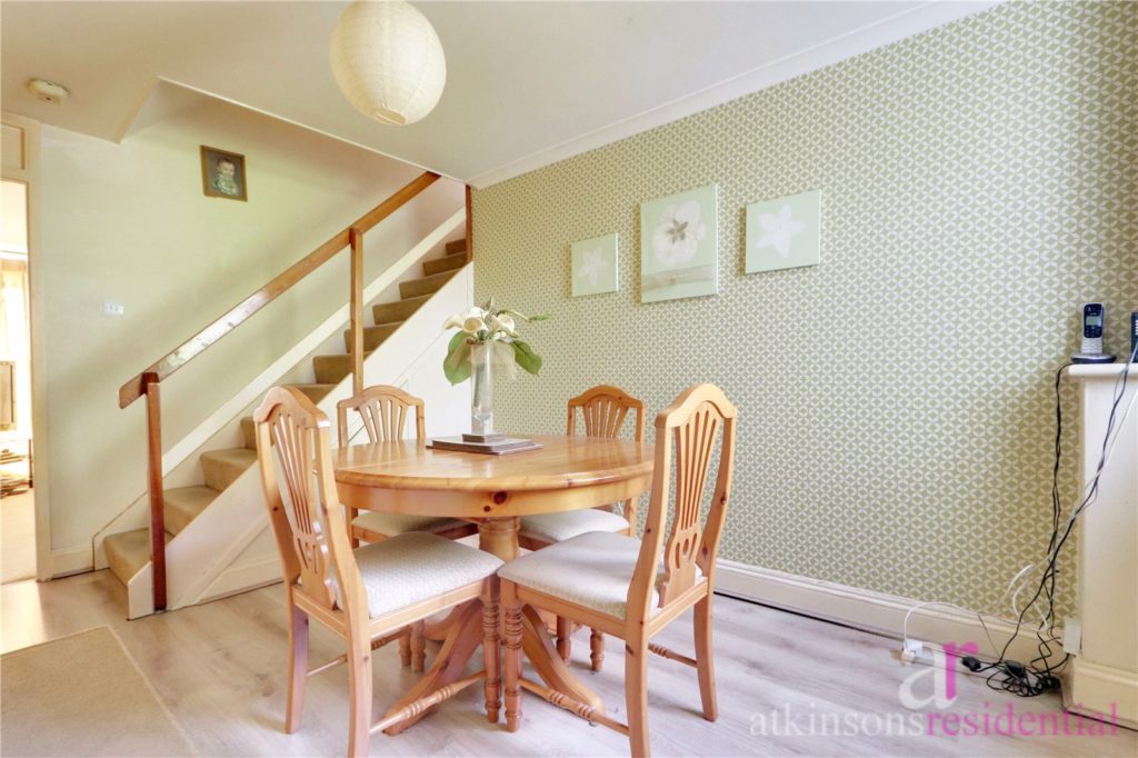 Holtwhites Hill, Enfield, Middlesex, EN2 8BT