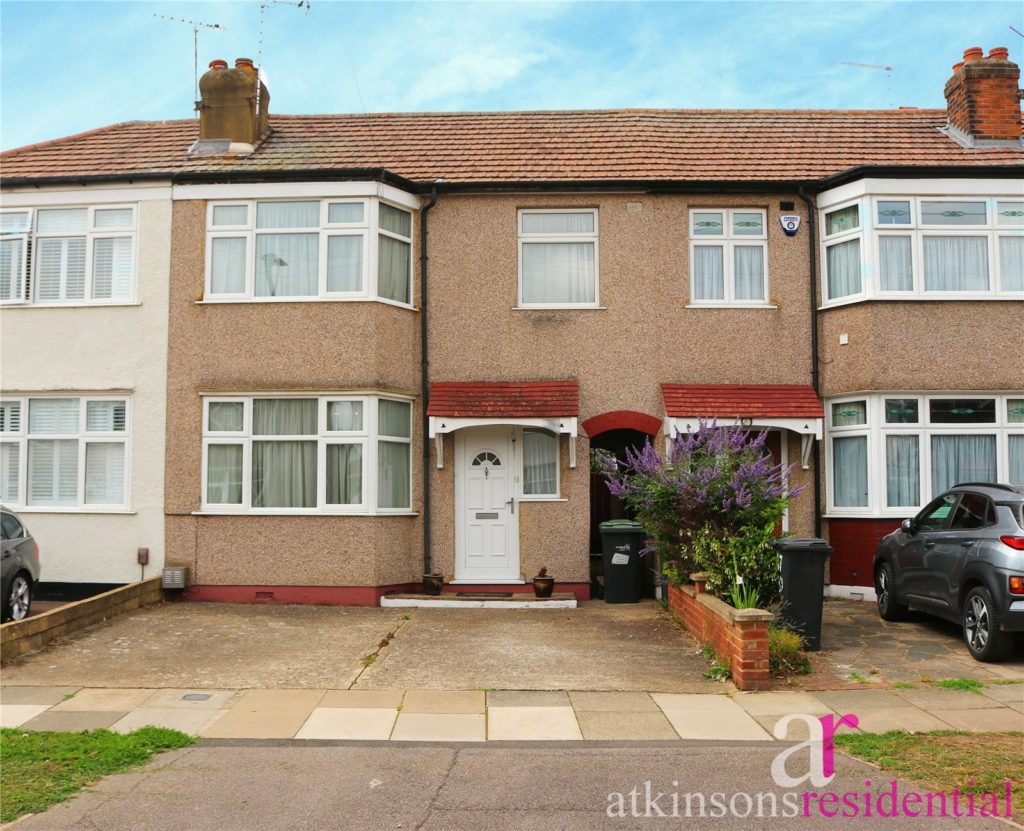 Carnarvon Avenue, Enfield, Middlesex, EN1 3DU
