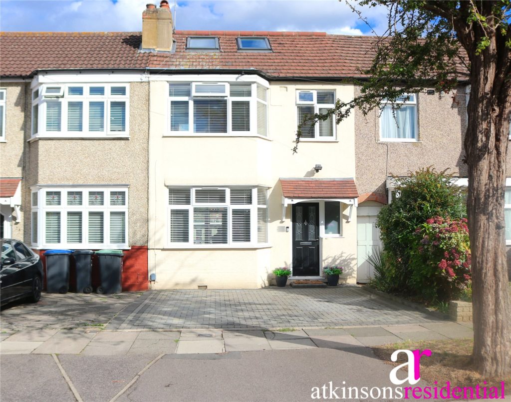 Carnarvon Avenue, Enfield, Middlesex, EN1 3DU