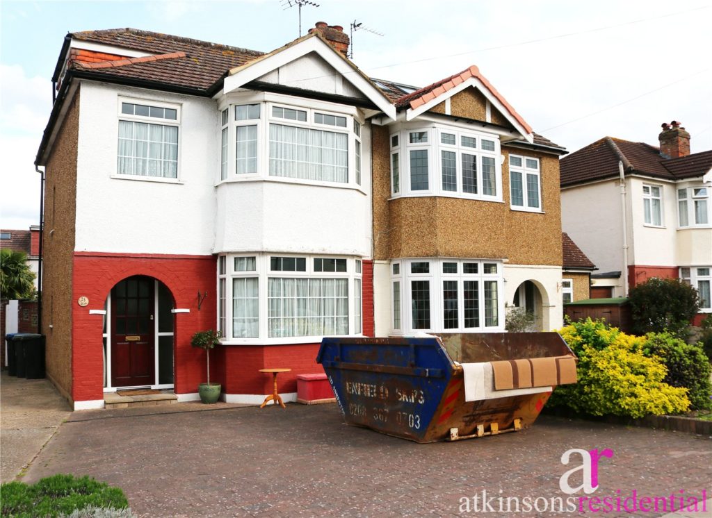 Herrongate Close, Enfield, Middlesex, EN1 3BN