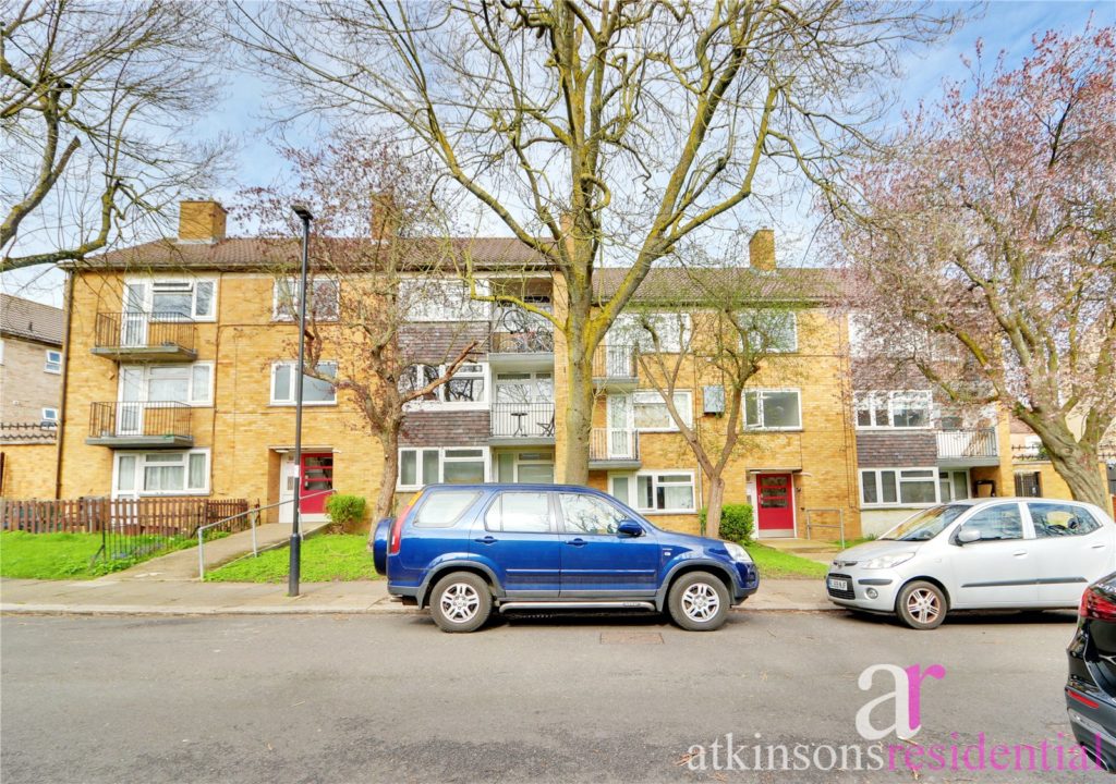 Brigadier Avenue, Enfield, Middlesex, EN2 0LU