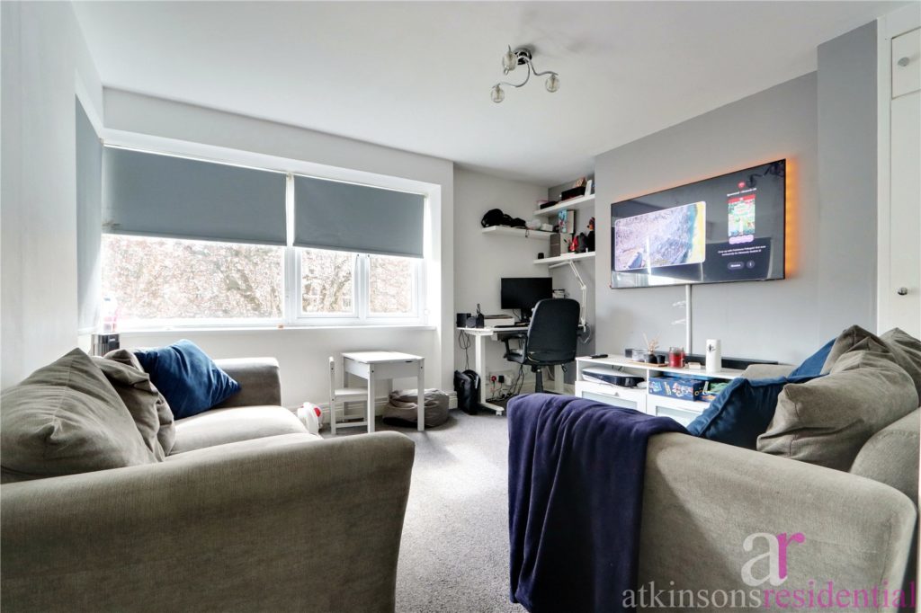 Brigadier Avenue, Enfield, Middlesex, EN2 0LU