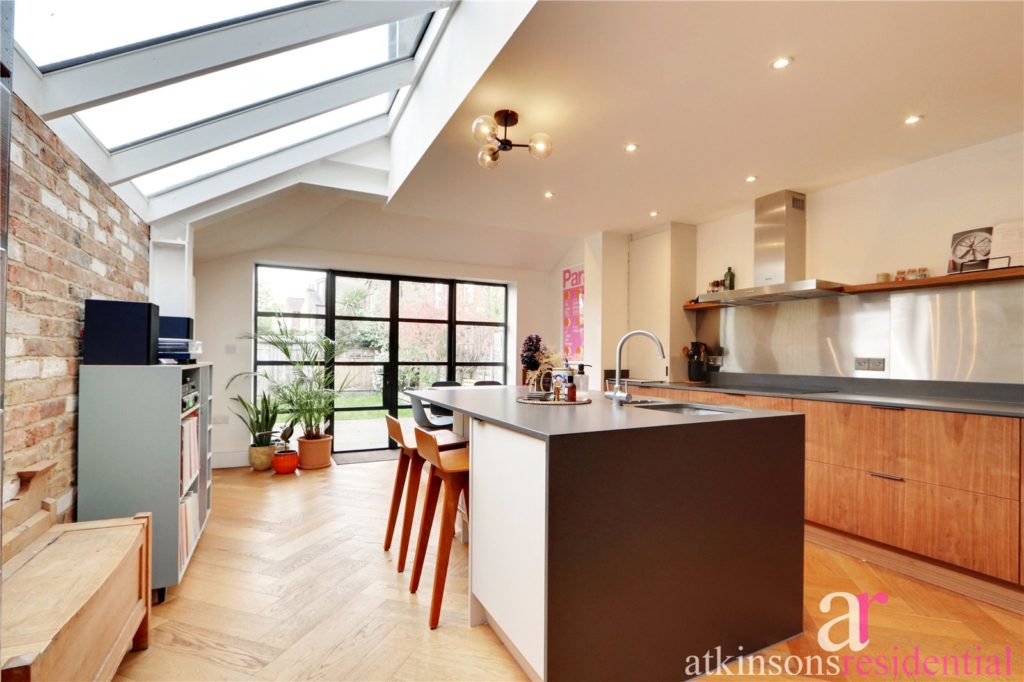 Gordon Road, Enfield, Middlesex, EN2 0PX